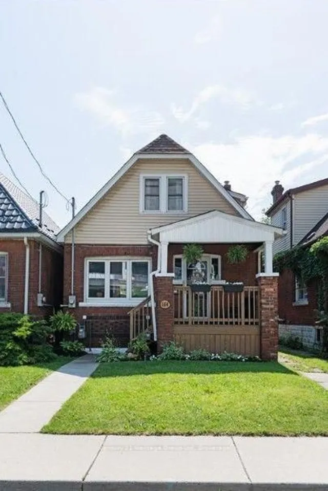 124 Balsam Ave, Hamilton 5