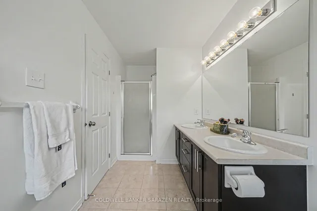 229 Vision St, Ottawa 4