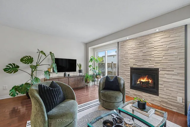 229 Vision St, Ottawa 3