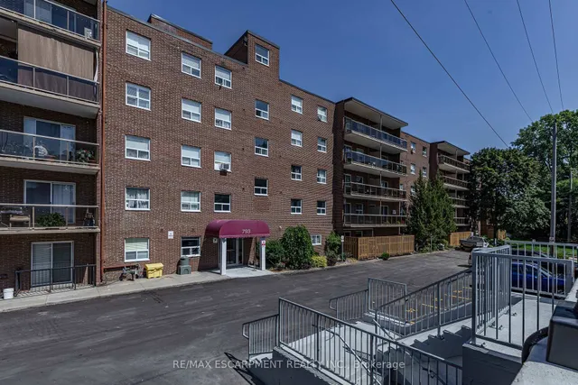 793 Colborne St #508, Brantford 5