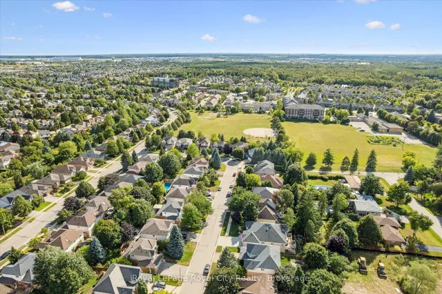 27 Oakridge Cres, Guelph 2