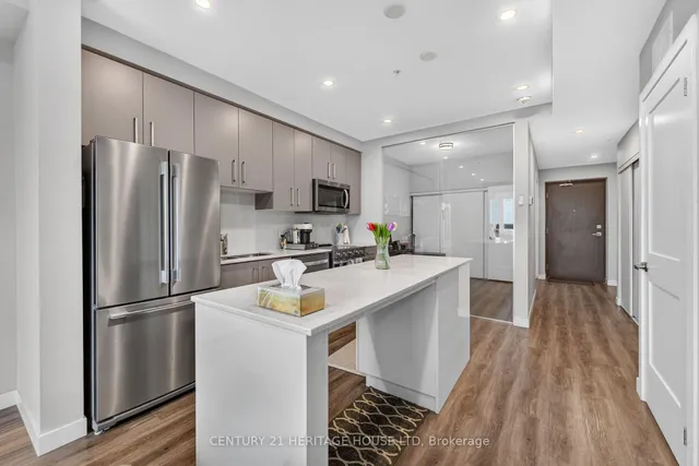 15 Queen St #609, Hamilton 4