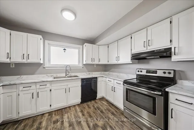 883 30th St, Georgian Bluffs 4