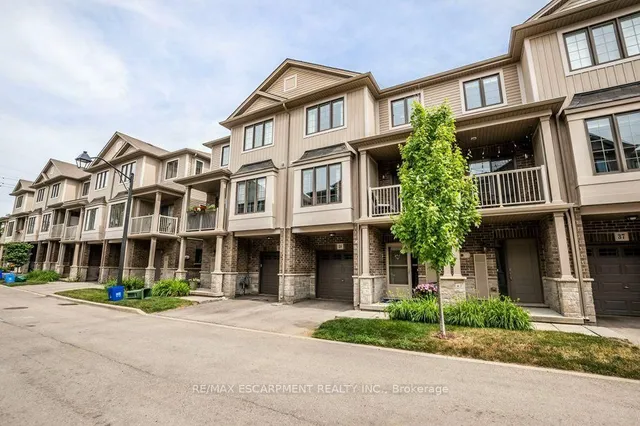 377 GLANCASTER Rd #38, Hamilton 5