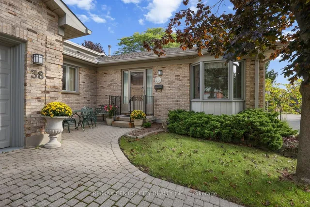 14 Doon Dr #38, London North 5