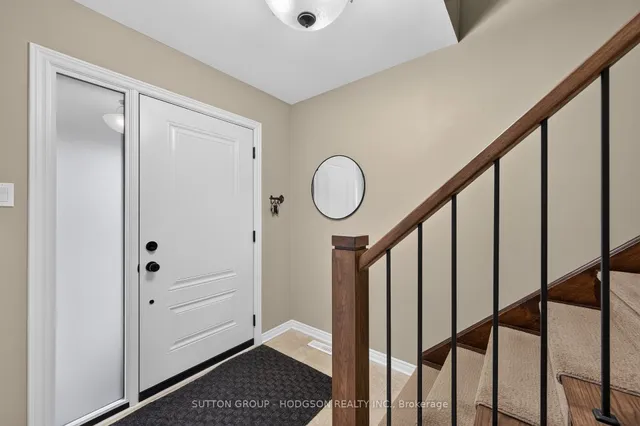 61 Somerset Rd, London South 5