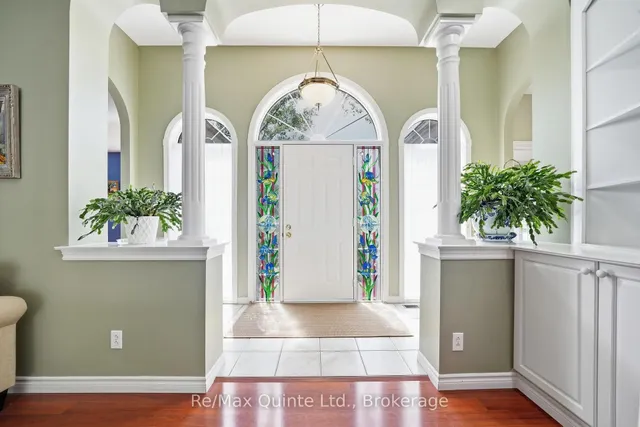 35 Penny Lane, Belleville 3
