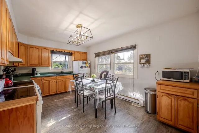 334 MacPherson Dr, East Ferris 5