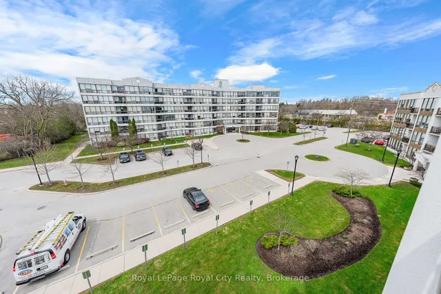 105 Bagot St #402, Guelph 3