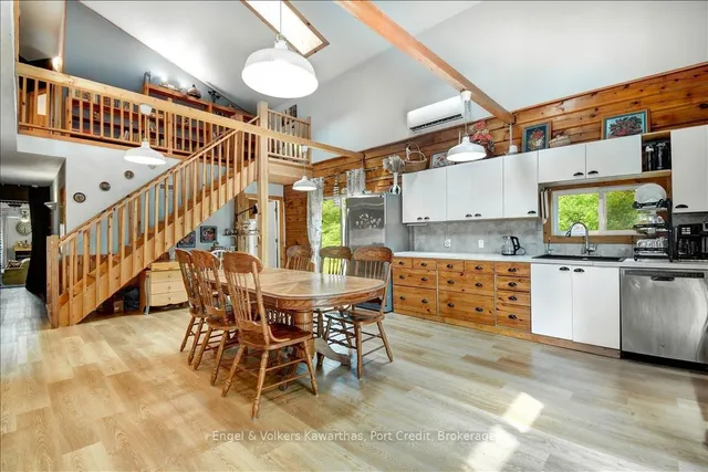 2449 The Ridge Rd, Coe Hill 4