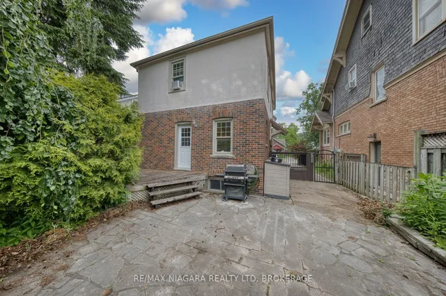 4864 SIMCOE St, Niagara Falls 5