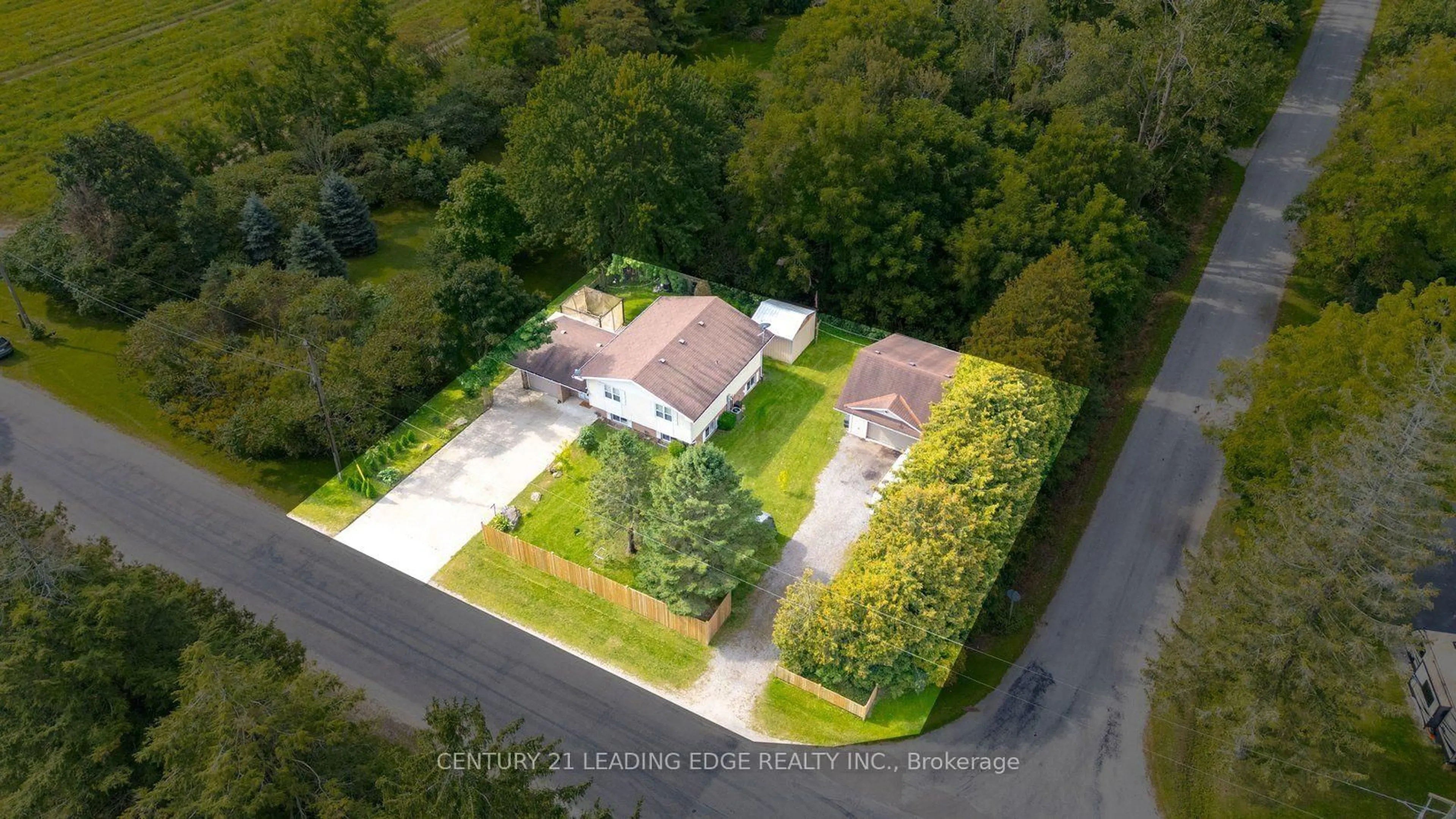 trreb/IMG-X13799980_adc9de44-82de-49a8-b98c-5d0a94b1cdb3-l.jpg