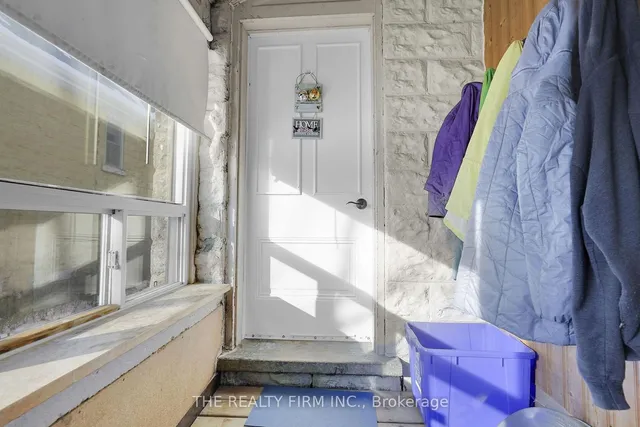 924 Princess Ave, London East 5
