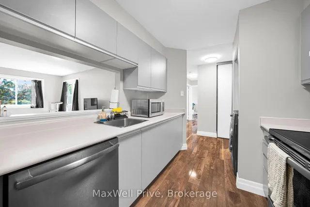250 Brittany Dr #318, Ottawa 5