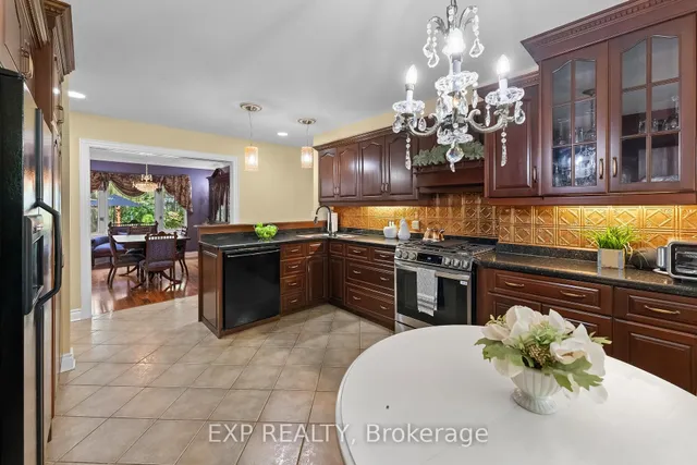 1110 Centre St, Pelham 5