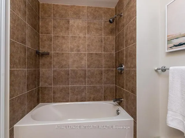 136 Darlington Private #204, Ottawa 4