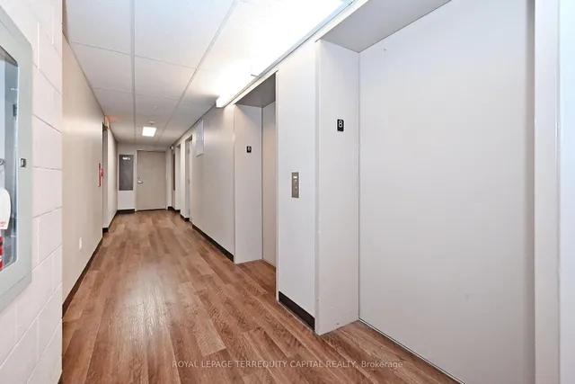 8 Hickory St #803, Waterloo 5