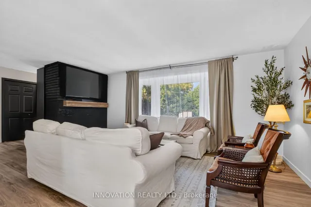 8 Dogwood Dr, Munster 4
