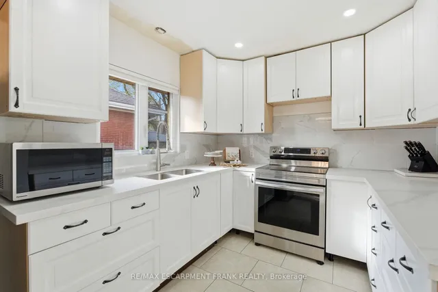 352 East 28th St, Hamilton 5