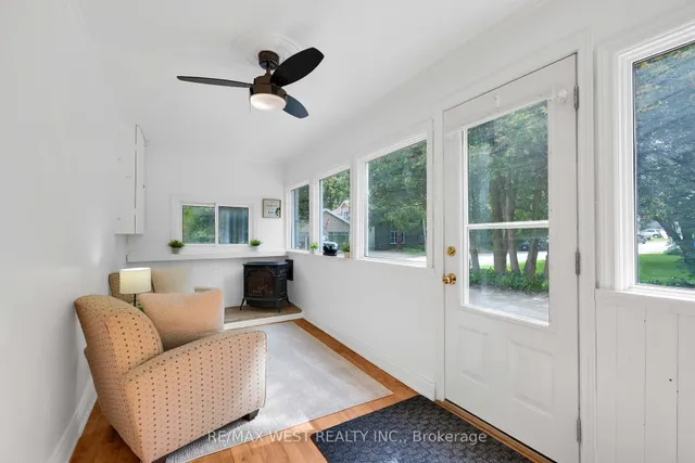21 Mill St, Amaranth 2