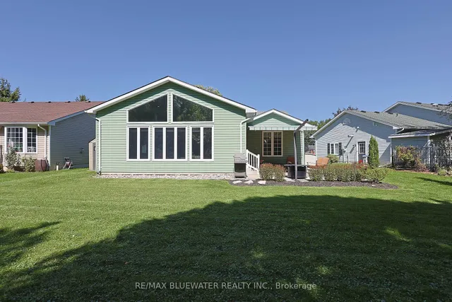353 Shannon Blvd, South Huron 3
