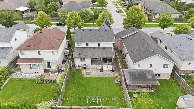 1687 Coronation Dr, London North 3