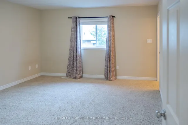 1220 Riverbend Rd #57, London South 3