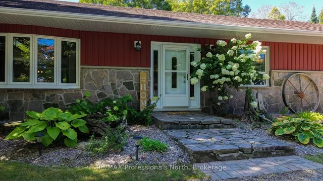 1017 Clement Lake Rd, Highlands East 5