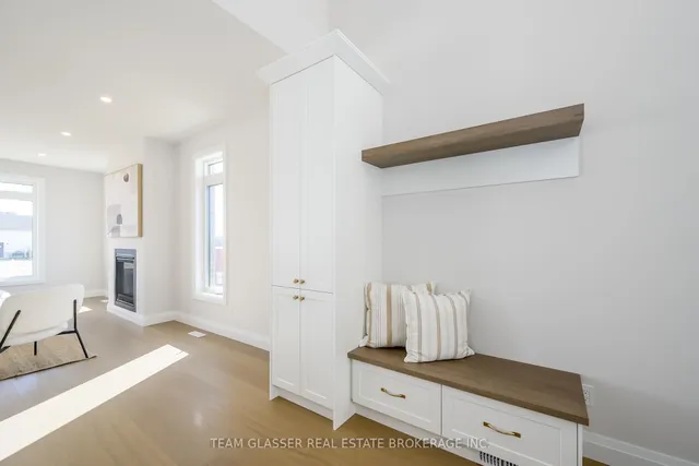 67 Allister Dr, Middlesex Centre 5