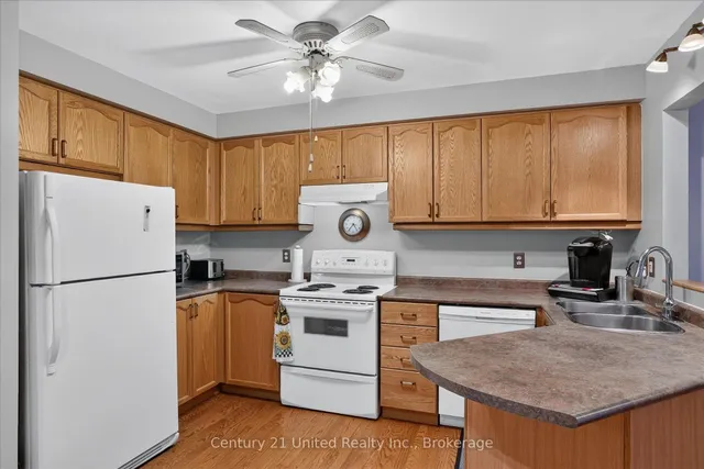 1392 Lillico Cres, Peterborough 4