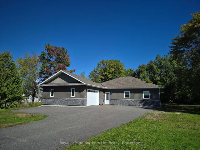 329 Poplar St, Mattawa 4