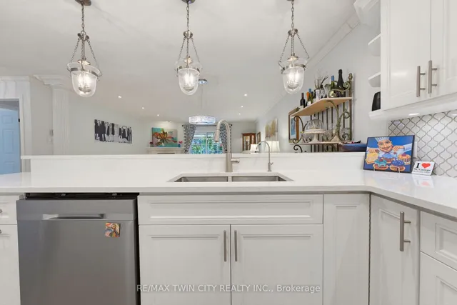 53 Beverly St #27, Brant 5