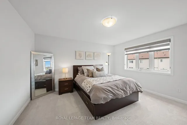 45 Finglas Crt, Ottawa 4