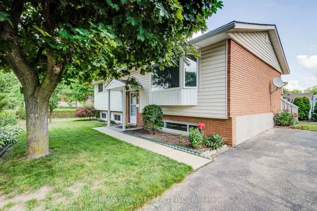 602 Highpoint Ave, Waterloo 2