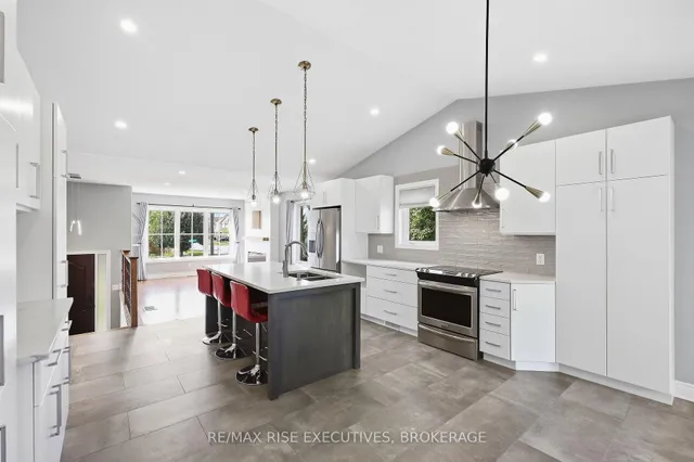 1500 Crimson Cres, Kingston 5