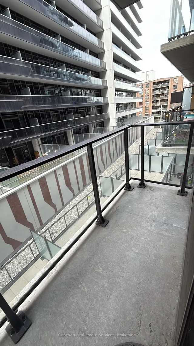1 Jarvis St #517, Hamilton 5