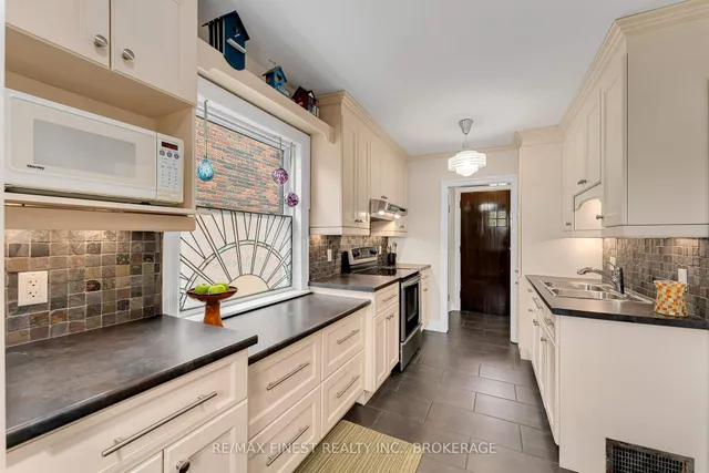 298 College St, Kingston 2