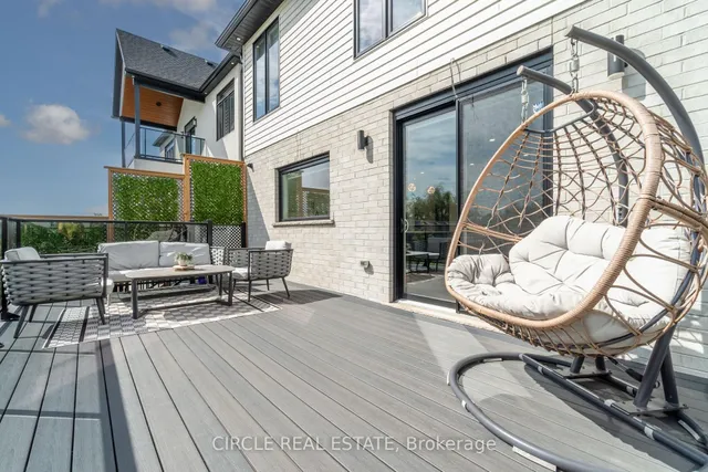 7116 Silver Creek Circ, London South 4