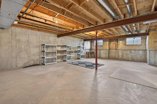 87 Donker Dr #22, St. Thomas 4