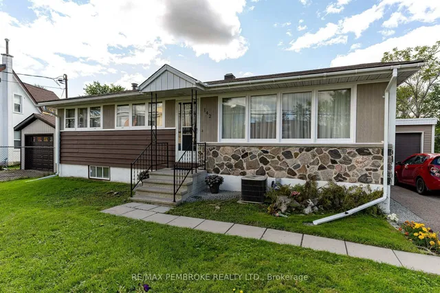 142 Deacon St, Pembroke