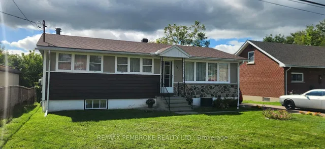 142 Deacon St, Pembroke 2