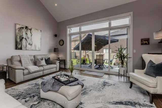 72 Pond View Gate, Hamilton 4
