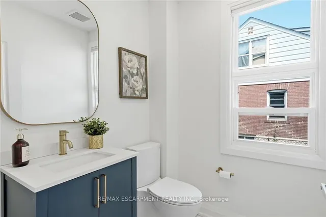117 West 5th St, Hamilton 2