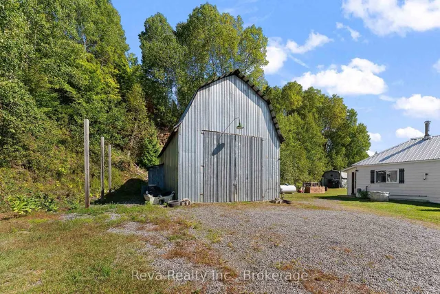 834 Hybla Rd, Bancroft 5