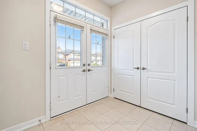 92 LONGBOAT Ru, Brantford 5