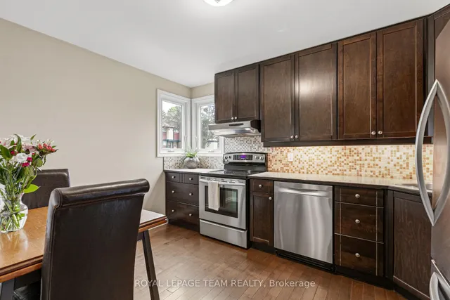 82 McClintock Way #68, Kanata 5