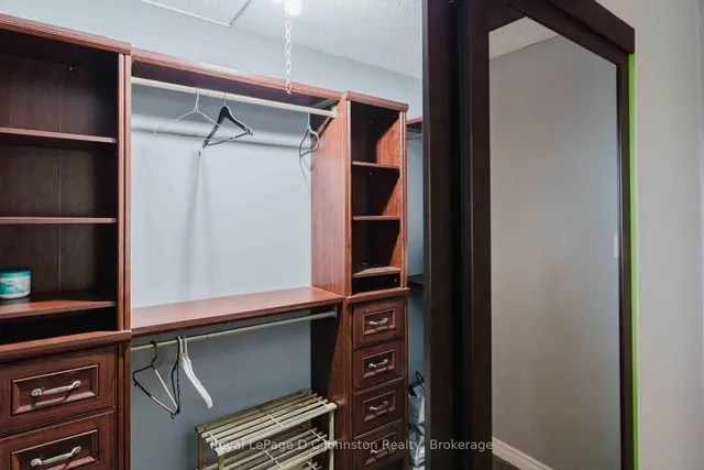 1152 Wellington St, Saugeen Shores 5