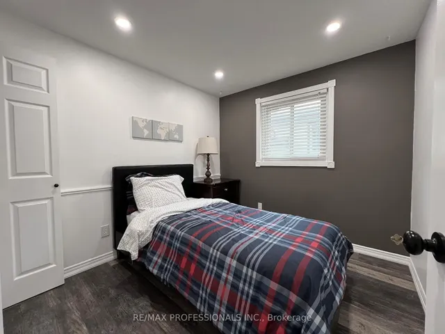 373 West Acres Dr, Guelph 4