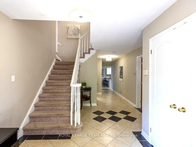 48 Delamere Dr, Ottawa 5
