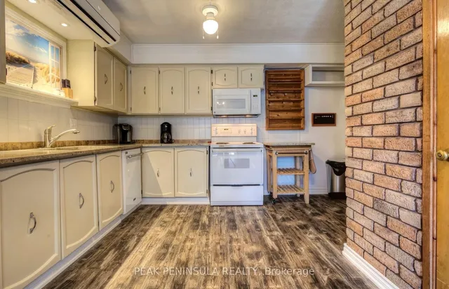 7 Willow Ave, Norfolk 2